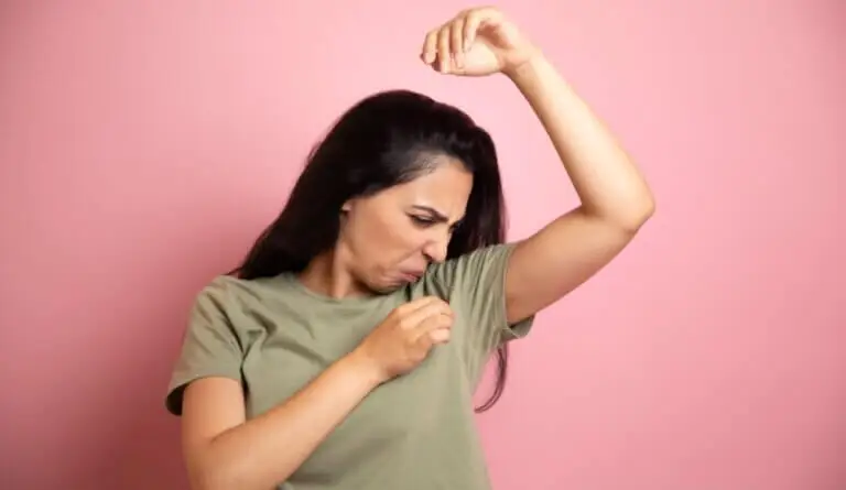 8 consejos para quitar el mal olor en las axilas
