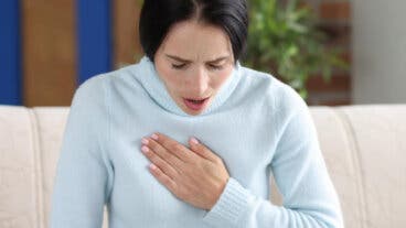 ¿Se puede controlar el asma sin un inhalador?