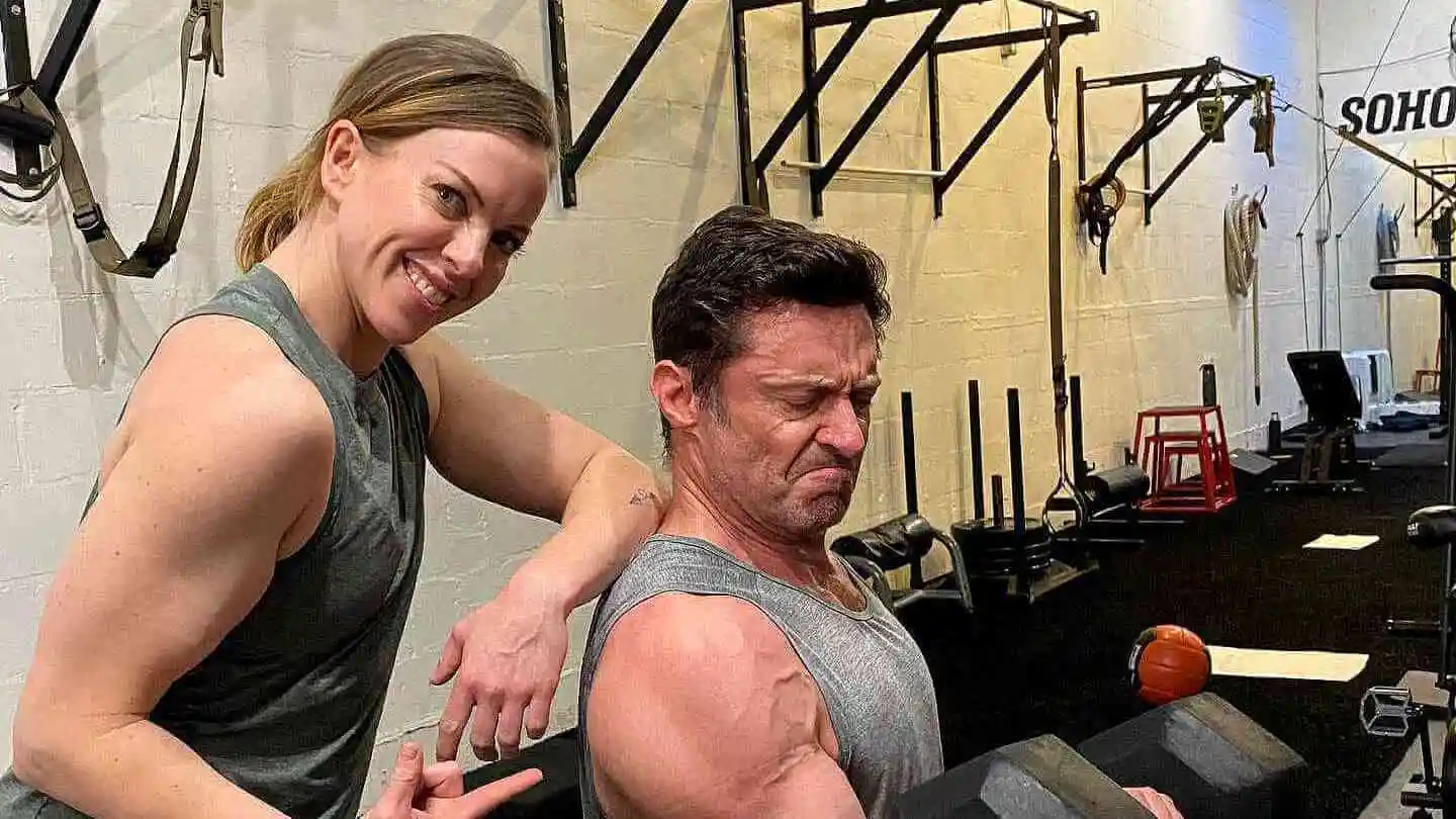 Hugh Jackman y su entrenadora para Deadpool 3.