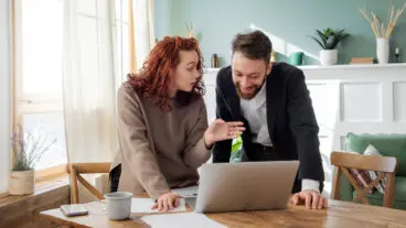 Trabajar con tu pareja: consejos para no afectar la salud de la relación