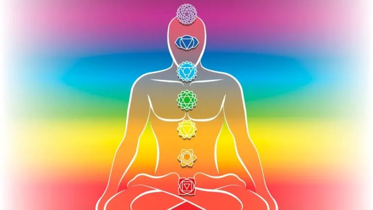 ¿Cómo alinear los chakras? Algunos métodos para recuperar el equilibrio energético