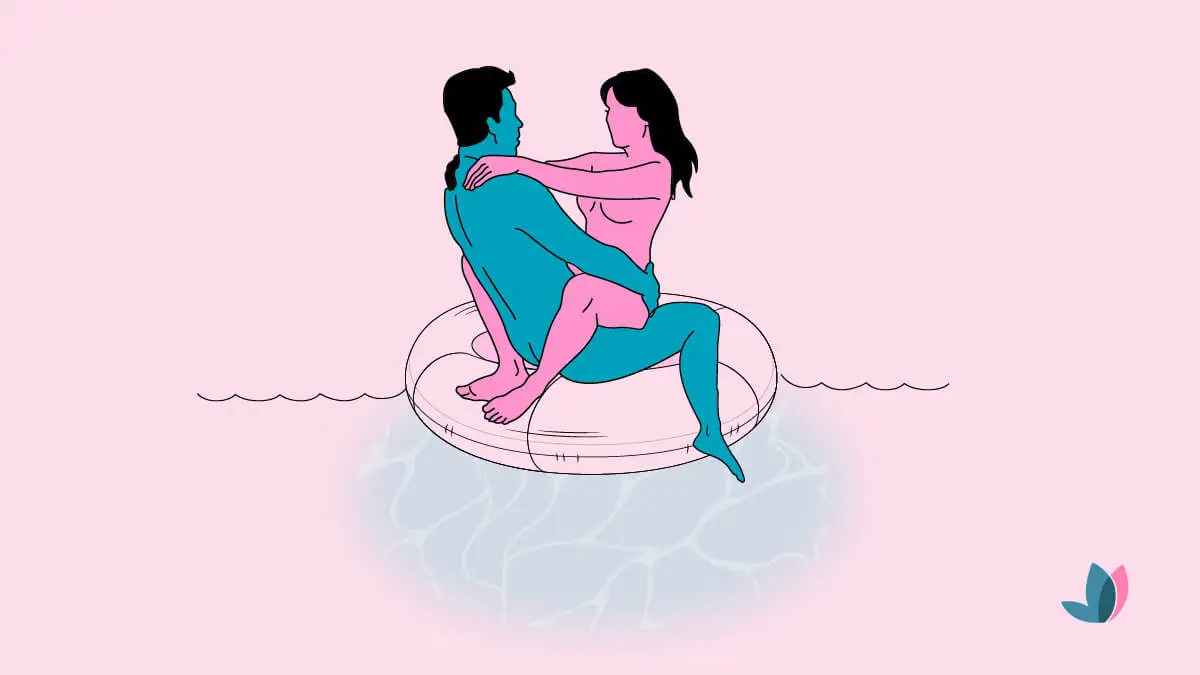 Postura el flotador o la colchoneta de placer para tener sexo bajo el agua.