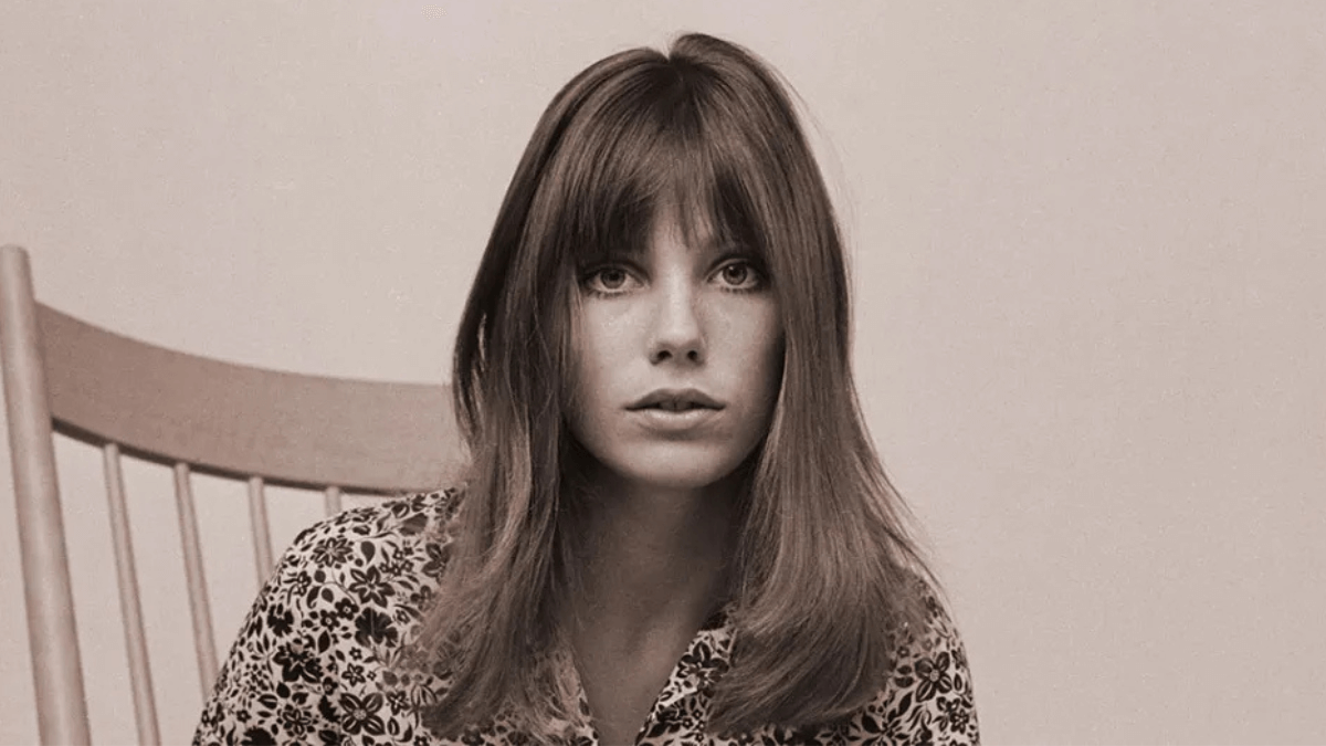 Flequillo Birkin bangs.