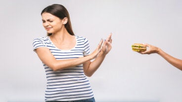 Cibofobia o miedo a comer: señales y formas de afrontarlo
