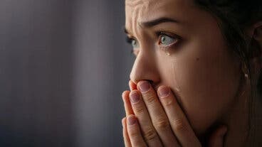 Los efectos físicos y emocionales de llorar mucho