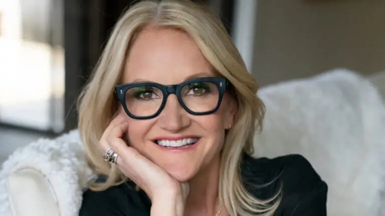 La rutina de Mel Robbins para ser más productiva y cuidar el bienestar
