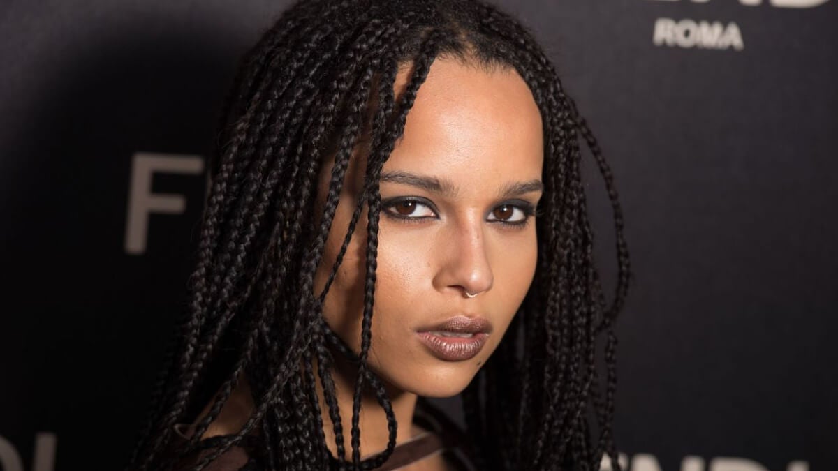 Zoe Kravitz con trenzas.