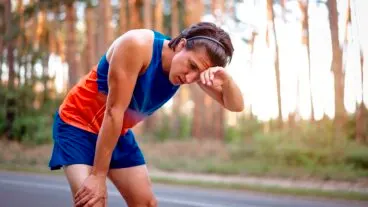 Los riesgos de correr solo los fines de semana que quizá no conocías