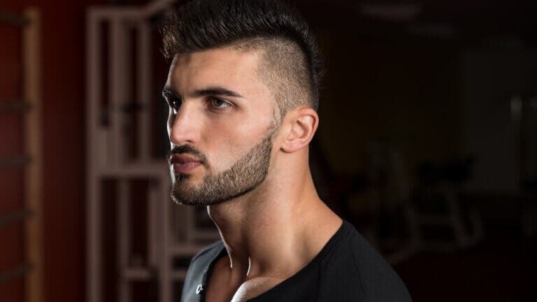 Si tienes el pelo grueso, estos cortes de hombre te van a favorecer más