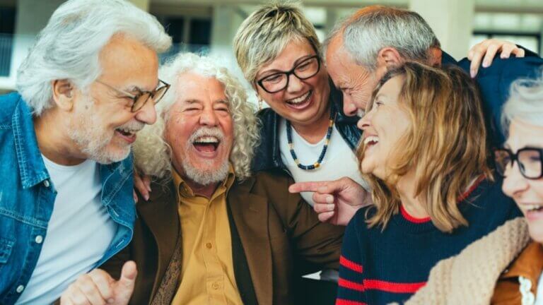 El estudio más largo de Harvard revela el secreto para una vida feliz