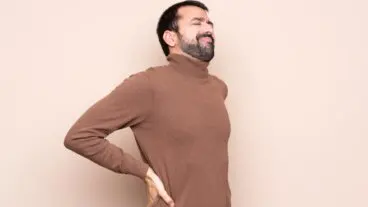 Ya tengo dolor de espalda a los 30: causas comunes y qué hacer