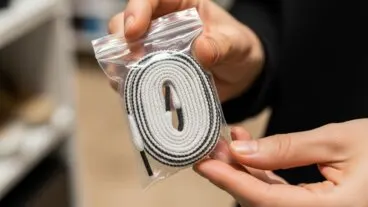 ¡No más nudos!: 5 formas para ordenar tus cordones sueltos y que no se enreden