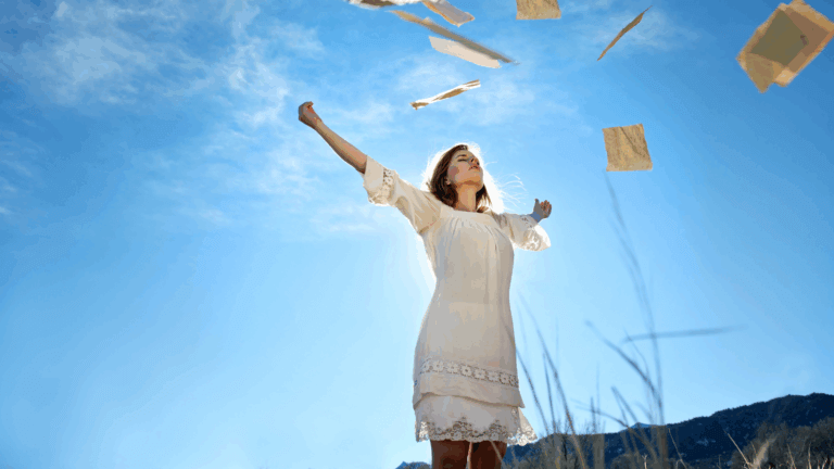 Aprende cómo soltar lo que ya no te sirve para vivir en bienestar