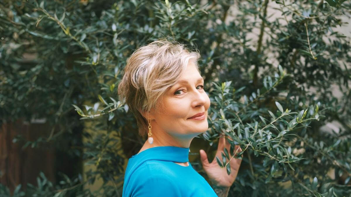 Corte de cabello bixie.