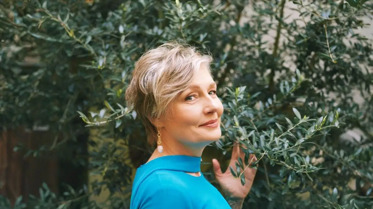 Corte de cabello bixie.