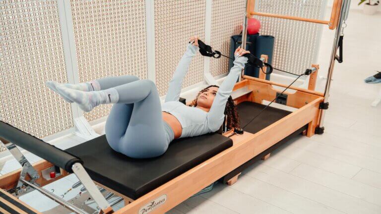 ¿Has probado el Reformer pilates? Mira por qué todos lo aman para ejercitarse