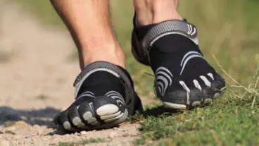 Zapatos de cinco dedos, ¿son mejores que las zapatillas deportivas? (cuándo sí y cuándo no)