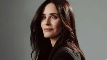 Así se cuida Courteney Cox para verse radiante a sus 61 años