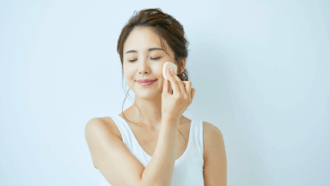 Tu esponja de maquillaje podría estar causando acné (así puedes evitarlo)