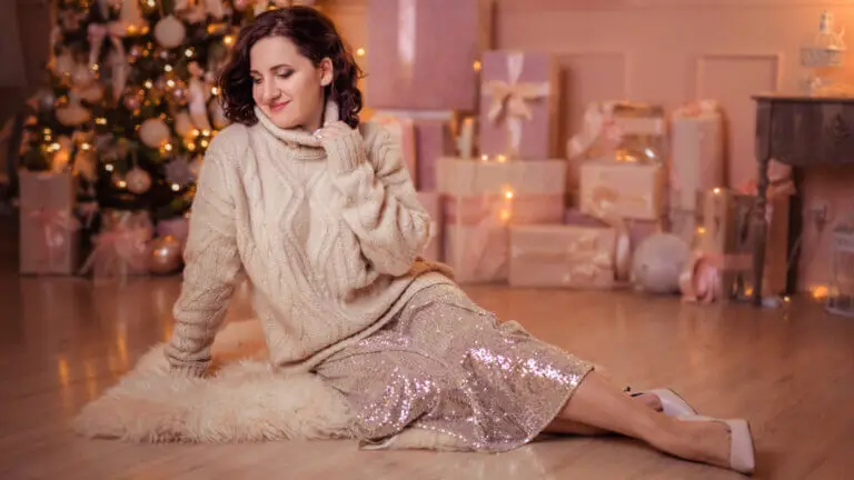 Cómo llevar prendas con lentejuelas en Nochevieja sin parecer un disfraz