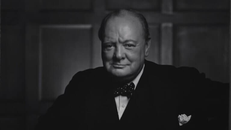 Winston Churchill: "El éxito es ir de fracaso en fracaso sin perder el entusiasmo"