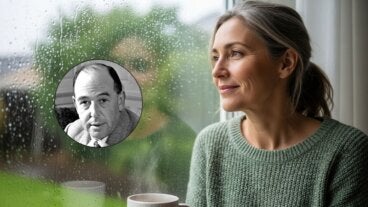 C. S. Lewis, escritor británico, "Las dificultades preparan a la gente común para un destino extraordinario"