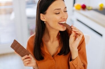 ¿Por qué te apetece un dulce después de la comida? La ciencia tiene la explicación