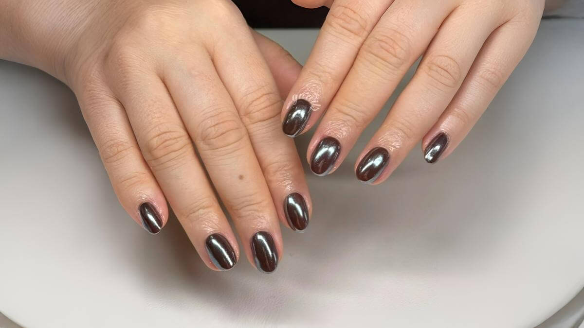 Uñas glazed donut chocolate