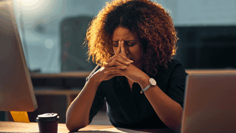 El bajón a mitad de semana: cómo mantener tus objetivos cuando la motivación está baja