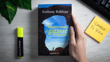 Libro "Despertando al gigante interior": 7 enseñanzas del para desbloquear tu potencial oculto