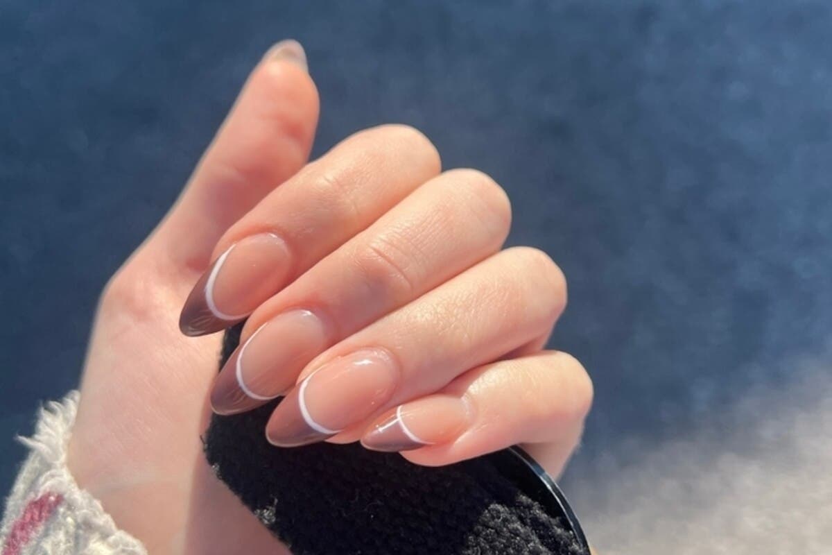 Uñas francesas chai latte