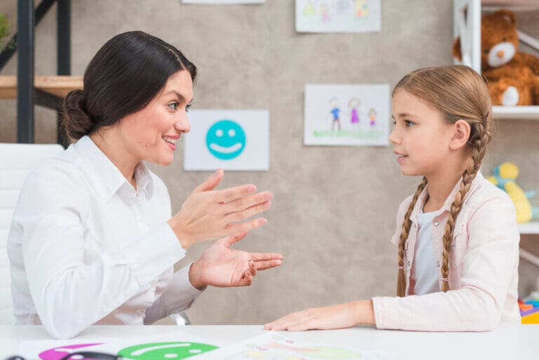 Beneficios de la psicología infantil en el desarrollo emocional y social de los niños