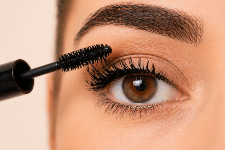 8 fallos al maquillar tus pestañas que arruinan su apariencia