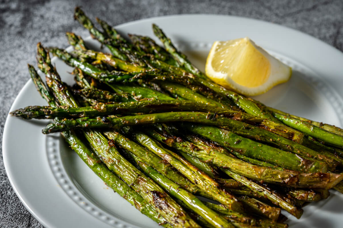 Espárragos cocidos a la plancha