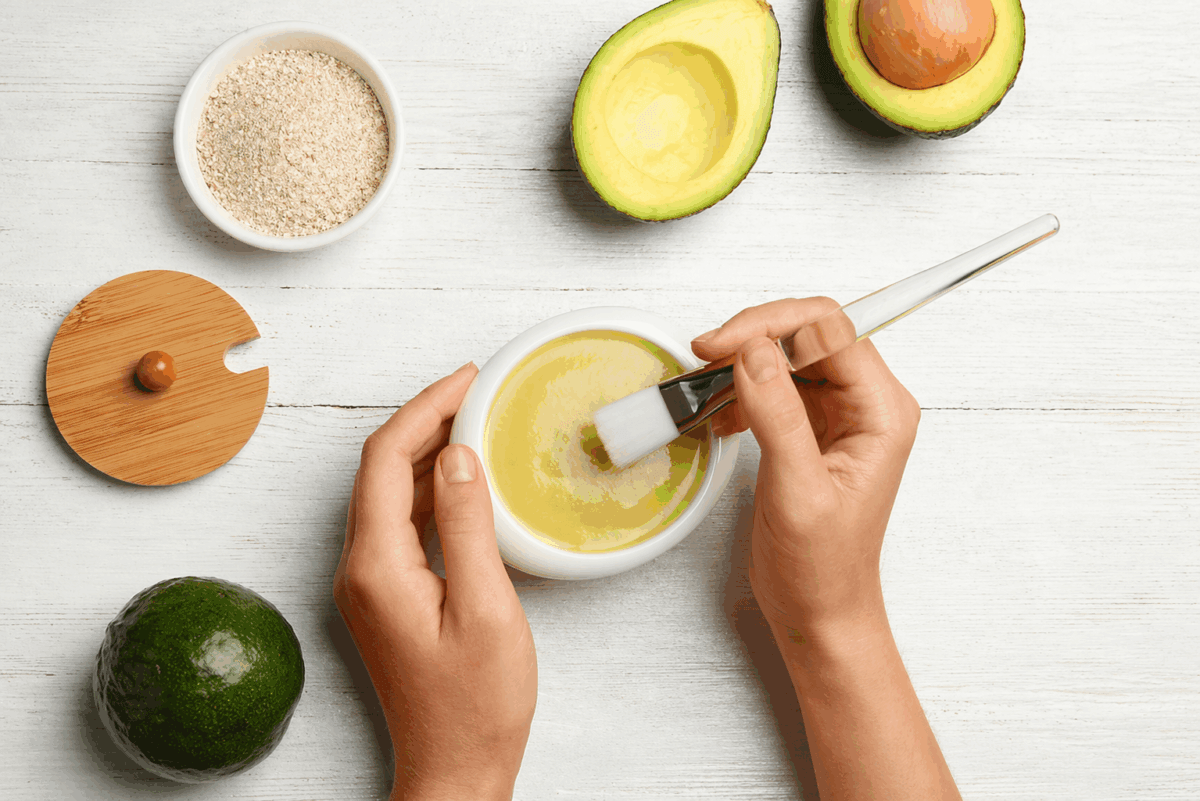 Mezcla para una mascarilla de aguacate y avena molida