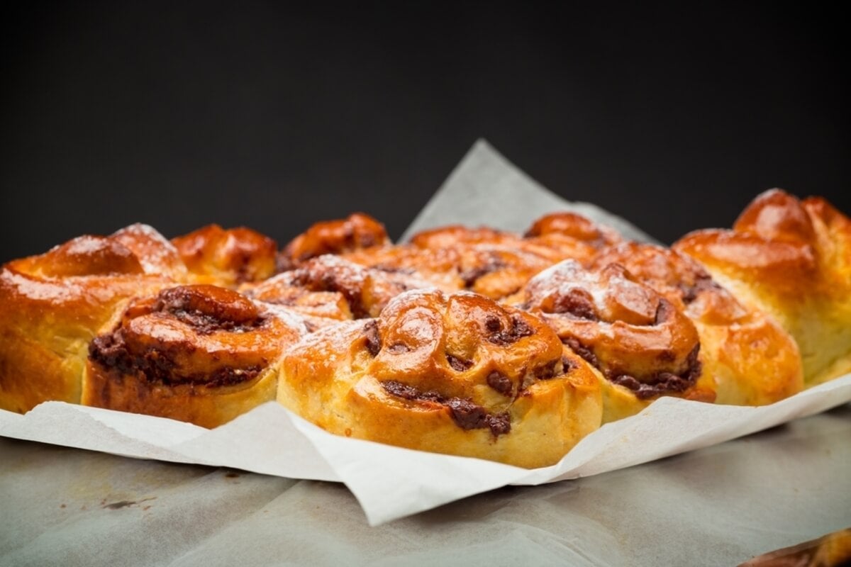 Rollitos de canela con dulce de leche