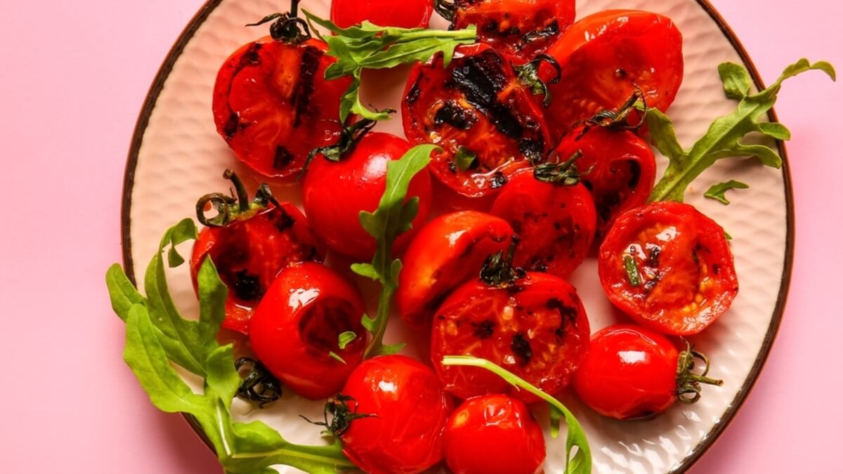 Tomates asados con hierbas