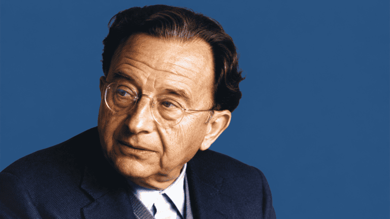 Erich Fromm: “Si no eres feliz con lo que tienes, tampoco lo serás con lo que te falta”