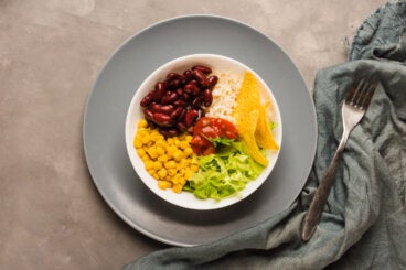 Por qué algunos colores nos abren el apetito y otros enfrían la mesa