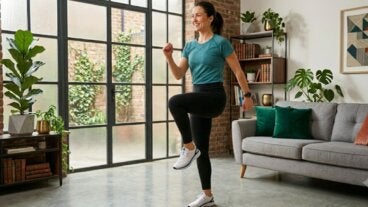Core de pie sin colchoneta: 5 ejercicios para activar el abdomen y ganar estabilidad