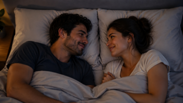 Dormir juntos sin hablarse: 4 rituales sencillos para reconectar antes de dormir