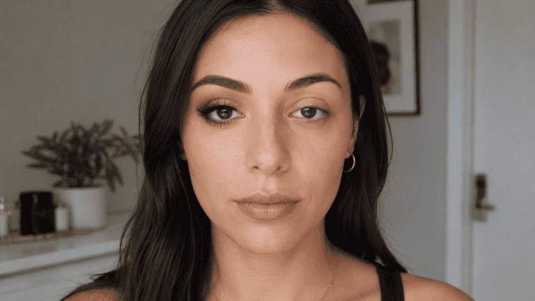 Maquillaje para párpados caídos: el paso a paso para agrandar la mirada