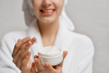 ¿Qué debe tener una buena crema hidratante? 3 tipos de ingredientes que debes buscar