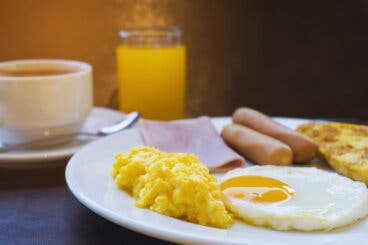 Desayunar o no desayunar: cómo decidir según tu hambre, horario y entrenamiento