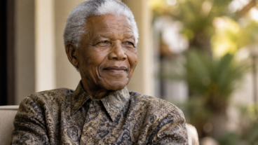 Nelson Mandela: "La mayor gloria no es no caer nunca, sino levantarse siempre"