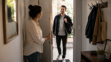 Visita inesperada en casa: 6 consejos para recibirla sin perder la calma