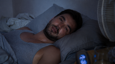 Por qué en verano puedes sentirte más cansado aunque duermas las mismas horas