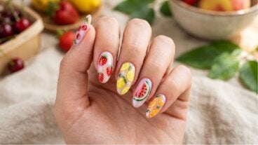Messy nails: 7 manicuras divertidas para quienes se aburren de las mismas uñas
