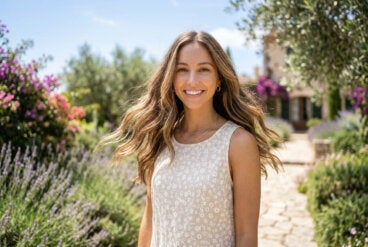 Si no te atrae el rubio, este es el color Summer Brunette que puede iluminar tu rostro