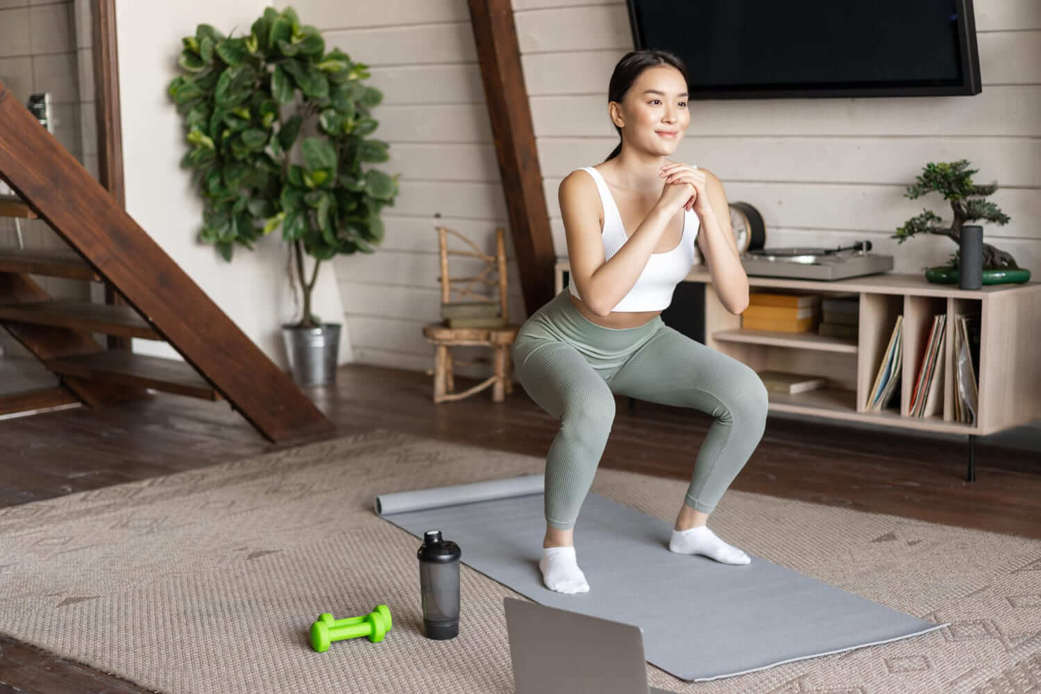 Combate la flacidez en los glúteos sin ir al gimnasio: 6 ejercicios con peso corporal para tonificar en casa